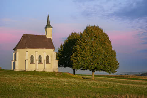 Gemeinde Kößlarn Landkreis Passau Leithenkapelle Wallfahrtskapelle zur Schmerzhaften Muttergottes (Dirschl Johann) Deutschland PA